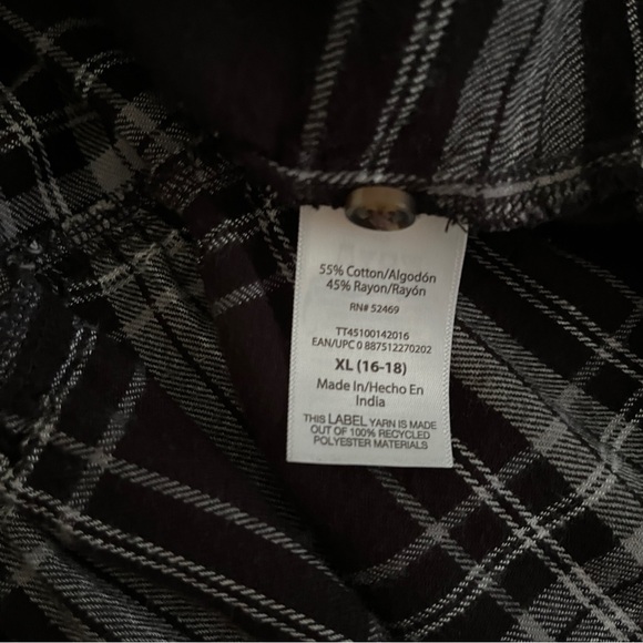 Time and Tru Tiered Shirt Dress XL Plaid Black White Cozy Fall Whimsigoth - Picture 8 of 8